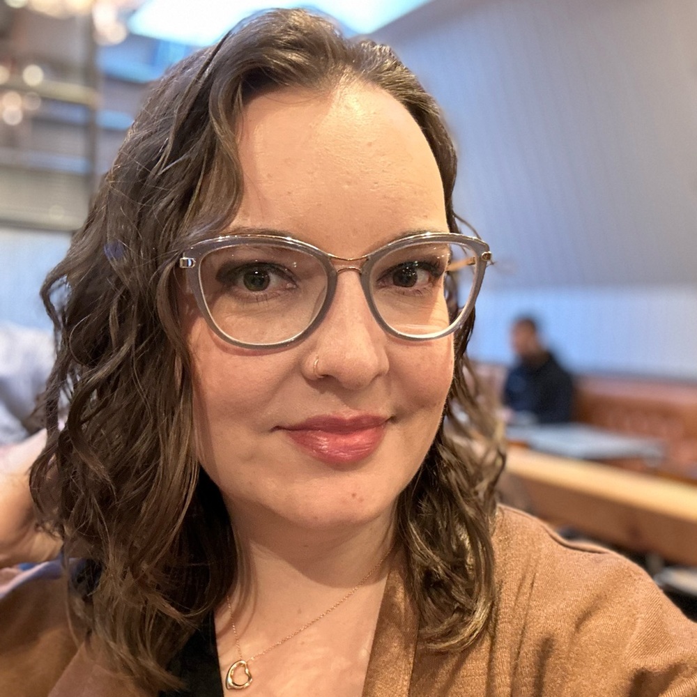 Meet your Posher, Stephanie